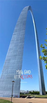 the gateway arch in st louis, missouri